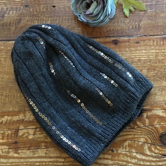 MICHAEL Michael Kors Ribbed Sequin Beanie - Picture 3 of 6